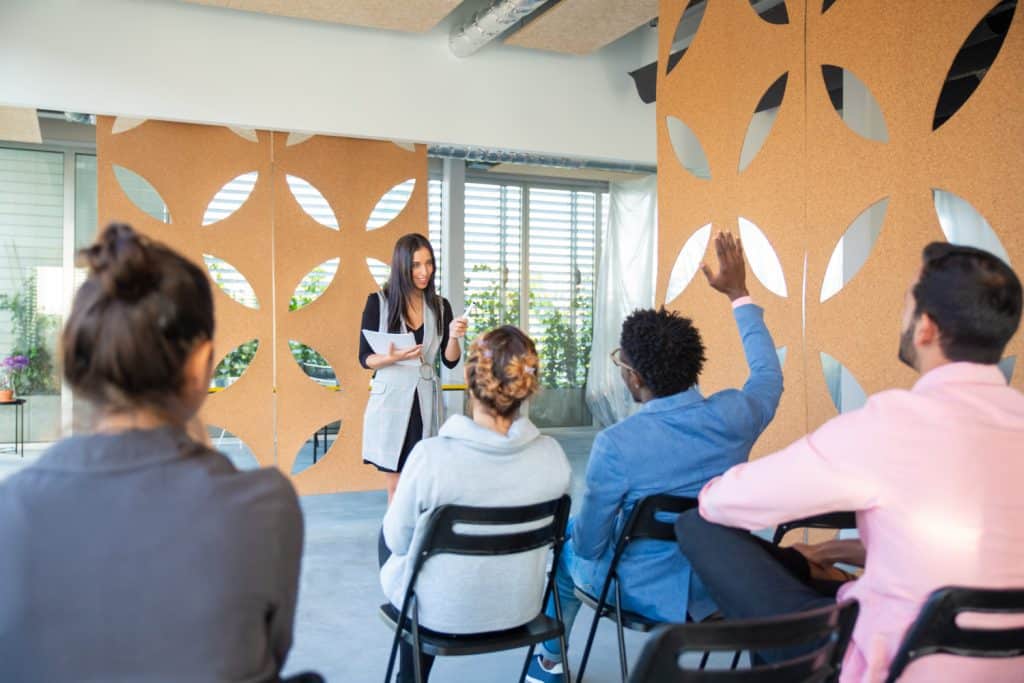 10 Charlas motivadoras que te motivan a emprender