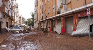 Bolsas solidarias para recuperar los comercios de barrio afectados por la DANA