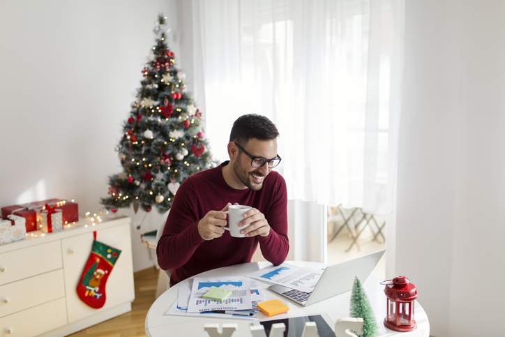 Los autónomos aprovechan la Navidad para ajustar su factura fiscal con Hacienda antes de acabar el año
