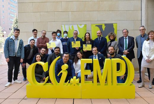 Clases digitales de inglés, inteligencia artificial y automatización de procesos ganan el «Emprendedor del Mes»