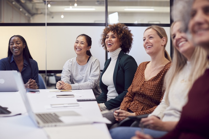 El emprendimiento femenino como motor del cambio económico