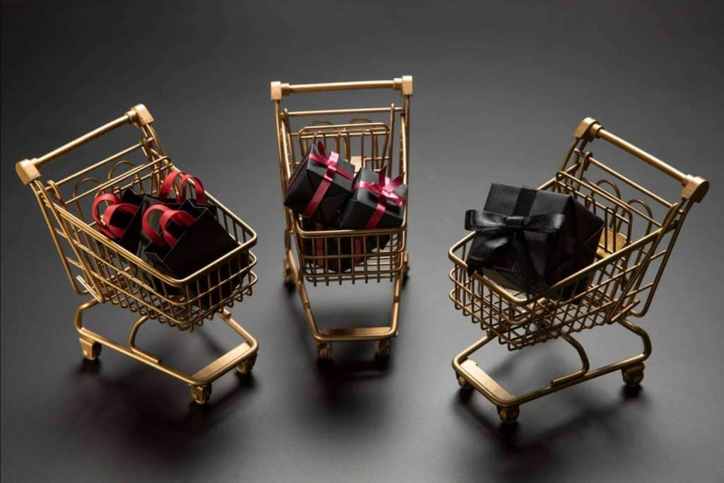 Descuentos previos al Black Friday en el Black Month de AllZone