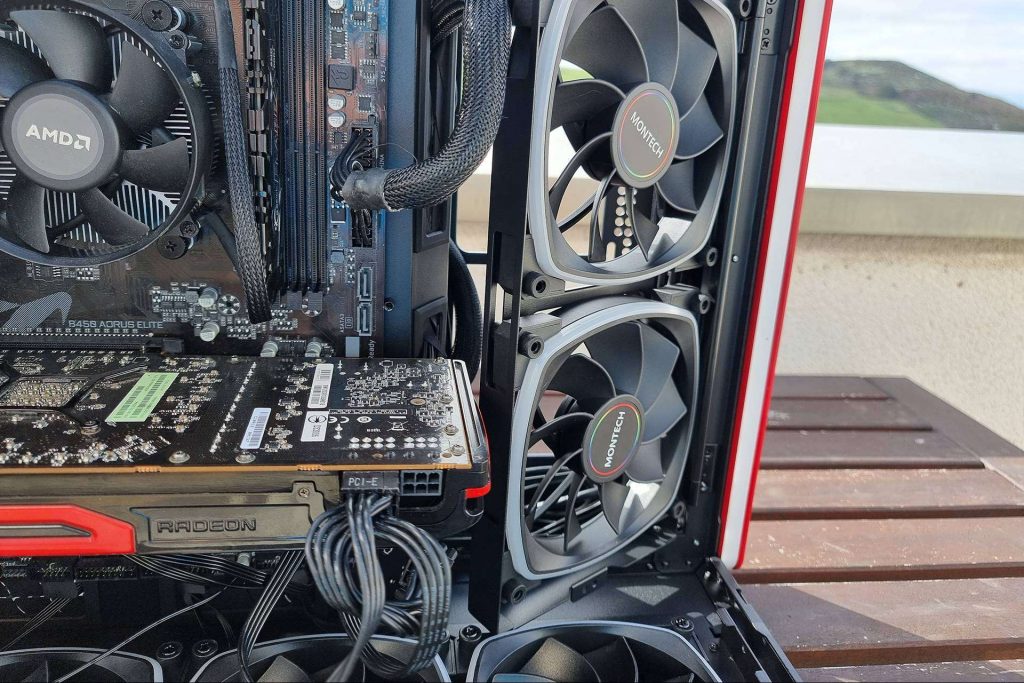 El comparador de precios de Geeknetic, la herramienta definitiva para ahorrar en tecnología