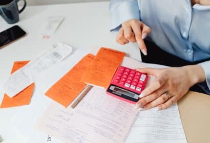 ¿Cómo calcular el balance de cuentas de una empresa?
